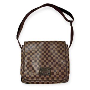Vintage Louis Vuitton damier sling bag
